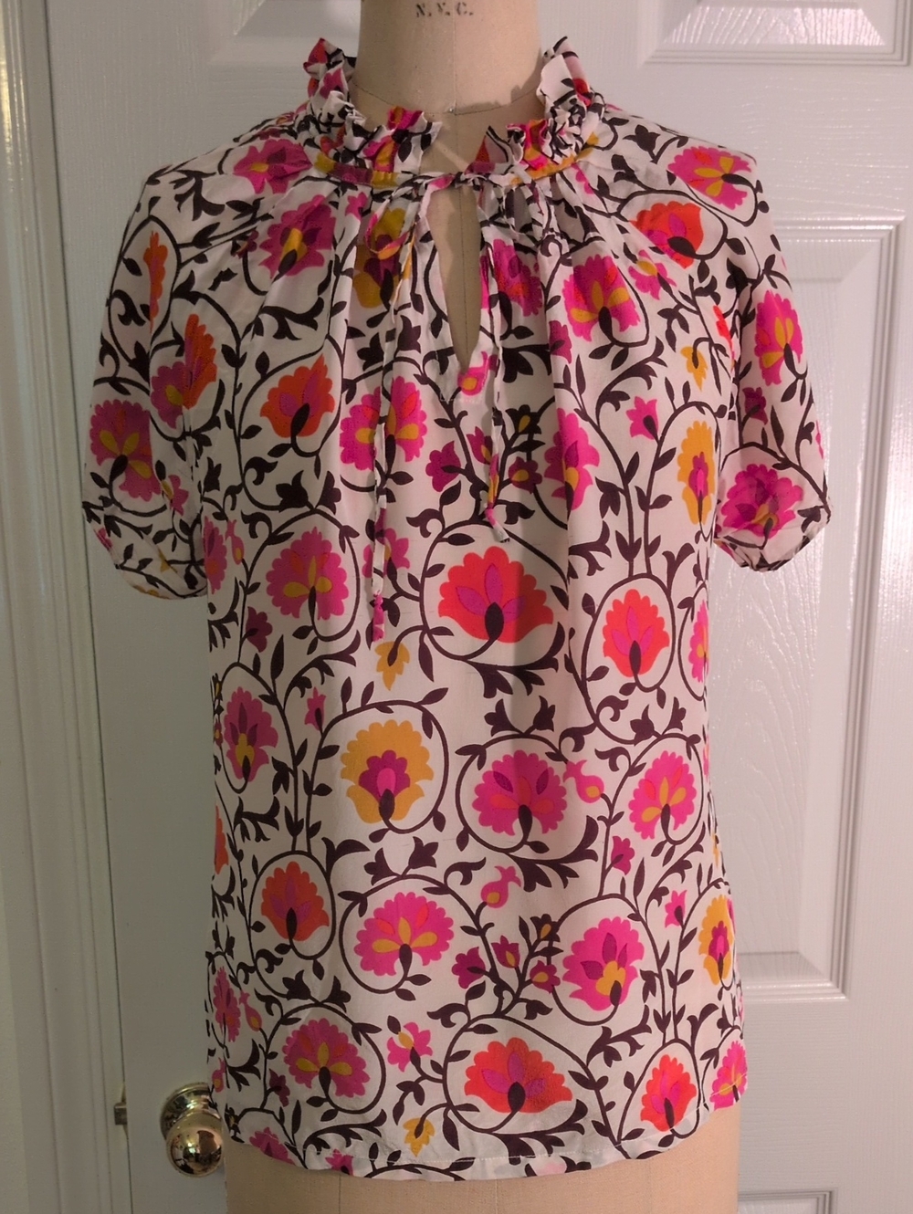 Rungolee Silk Floral Blouse Sz. S